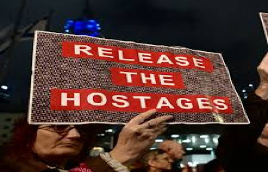US, Egypt, Qatar promoting new deal on hostage release in Gaza — newspaper