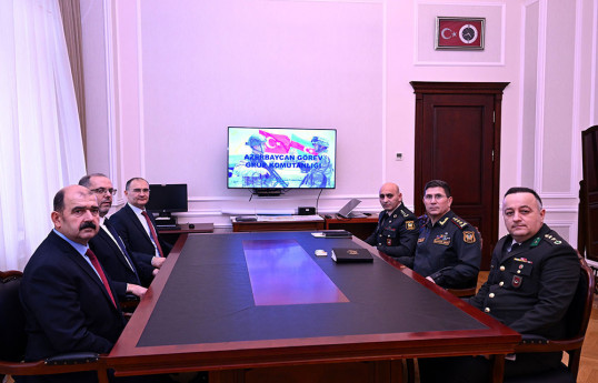 Azerbaijan Defense Minister meets with rector of National Defense University of Türkiye