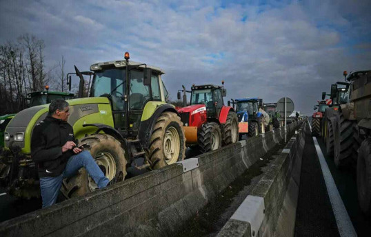 Farmer protests spread across rural France; one dead in roadblock accident