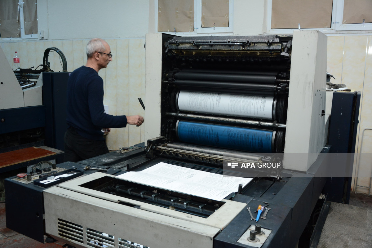Azerbaijan starts printing ballot papers for snap presidential elections -PHOTO 