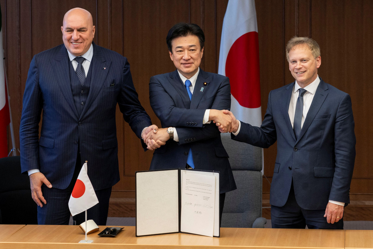 British Defence Secretary Grant Shapps, Italian Defence Minister Guido Crosetto and Japanese Defence Minister Minoru Kihara