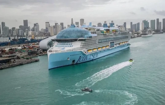 World's largest cruise ship sets sail from Miami
