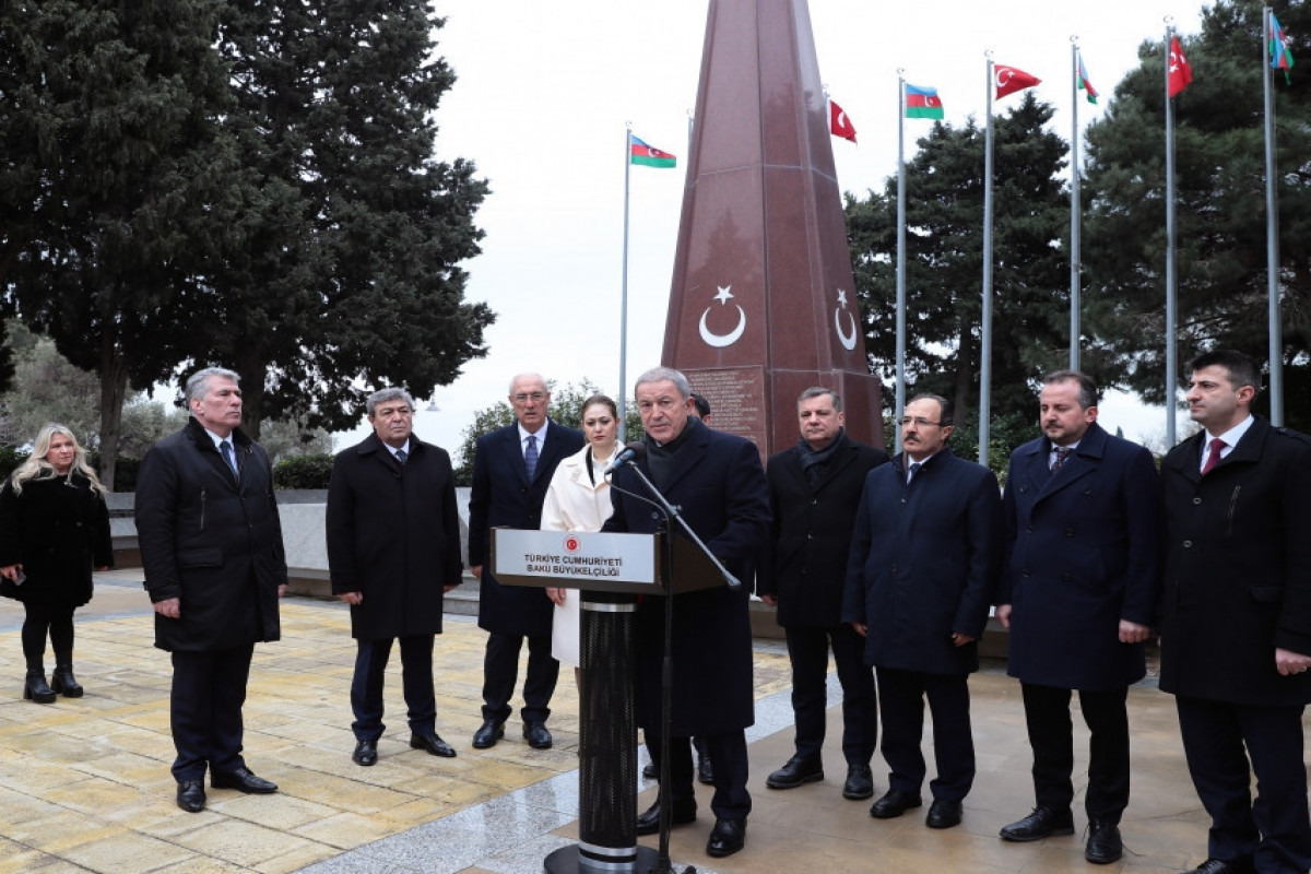 Turkish parliament's defense committee chief pays visit to Azerbaijan -PHOTO 