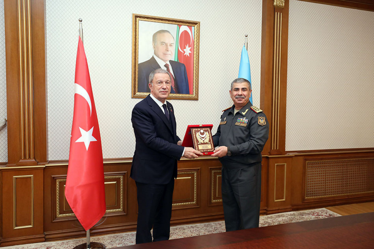 Azerbaijan Defense Minister meets with delegation led by Chairman of National Defense Committee of Turkish Grand National Assembly
