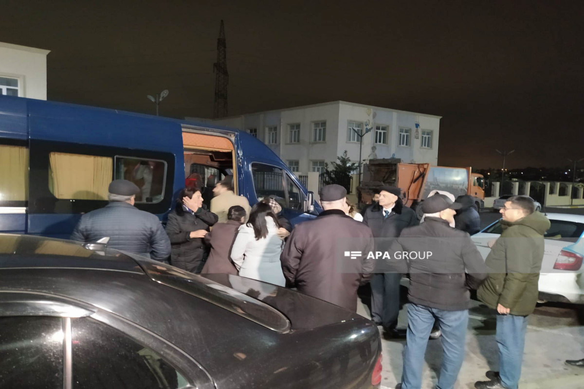 Next resettlement convoy arrive at Azerbaijan's Lachin, families presented with house keys-PHOTO 