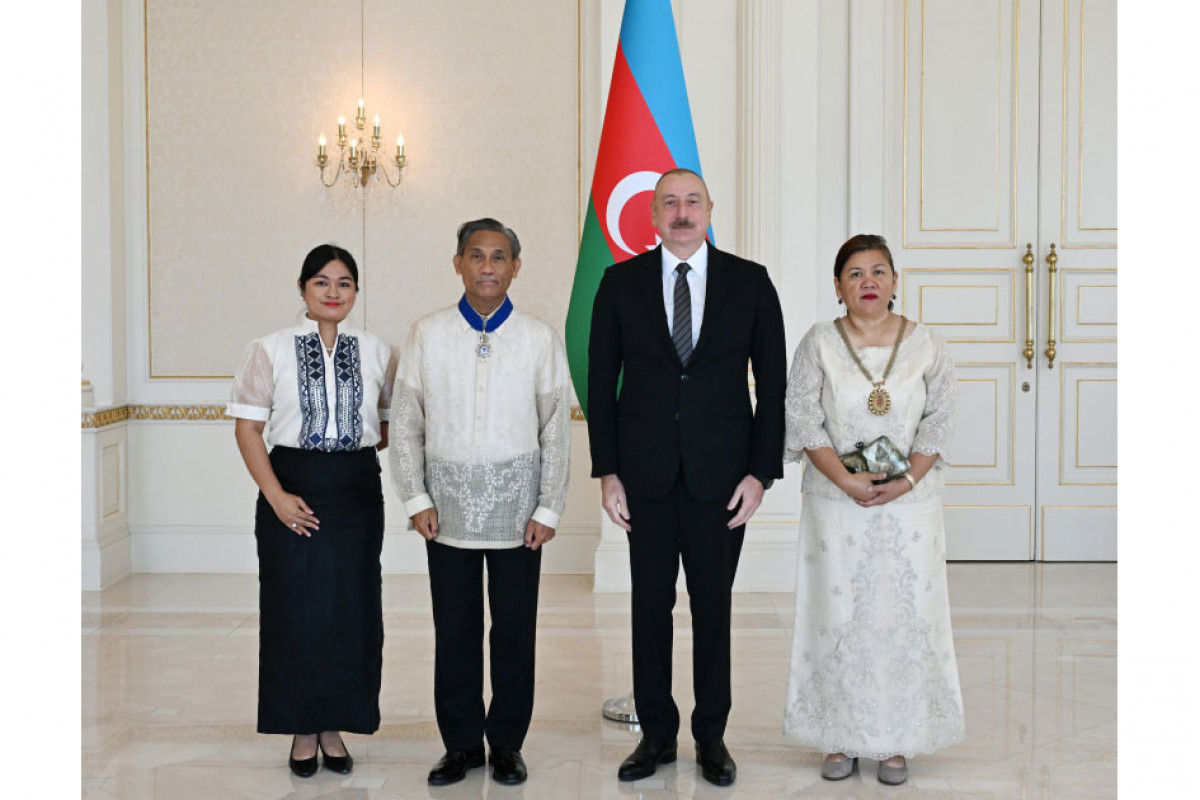President Ilham Aliyev received credentials of incoming ambassador of the Philippines-UPDATED 