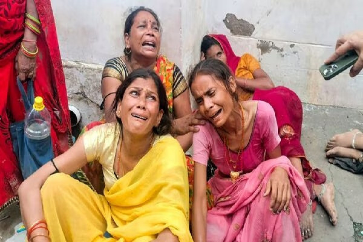 107 killed in stampede at religious event in India