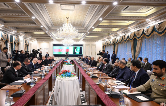 President of Azerbaijan Ilham Aliyev held expanded meeting with Prime Minister of Pakistan Muhammad Shehbaz Sharif in Islamabad-UPDATED-1 