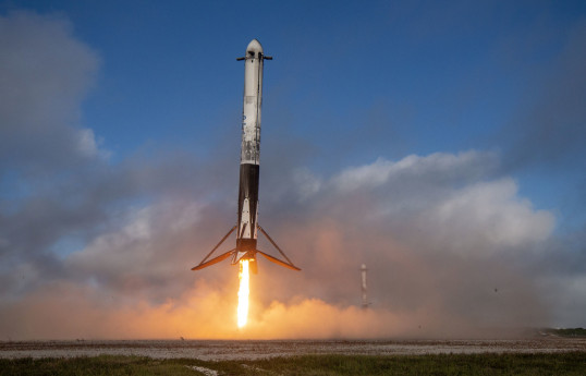 SpaceX Falcon 9 suffers rare failure in space, imperiling Starlink mission