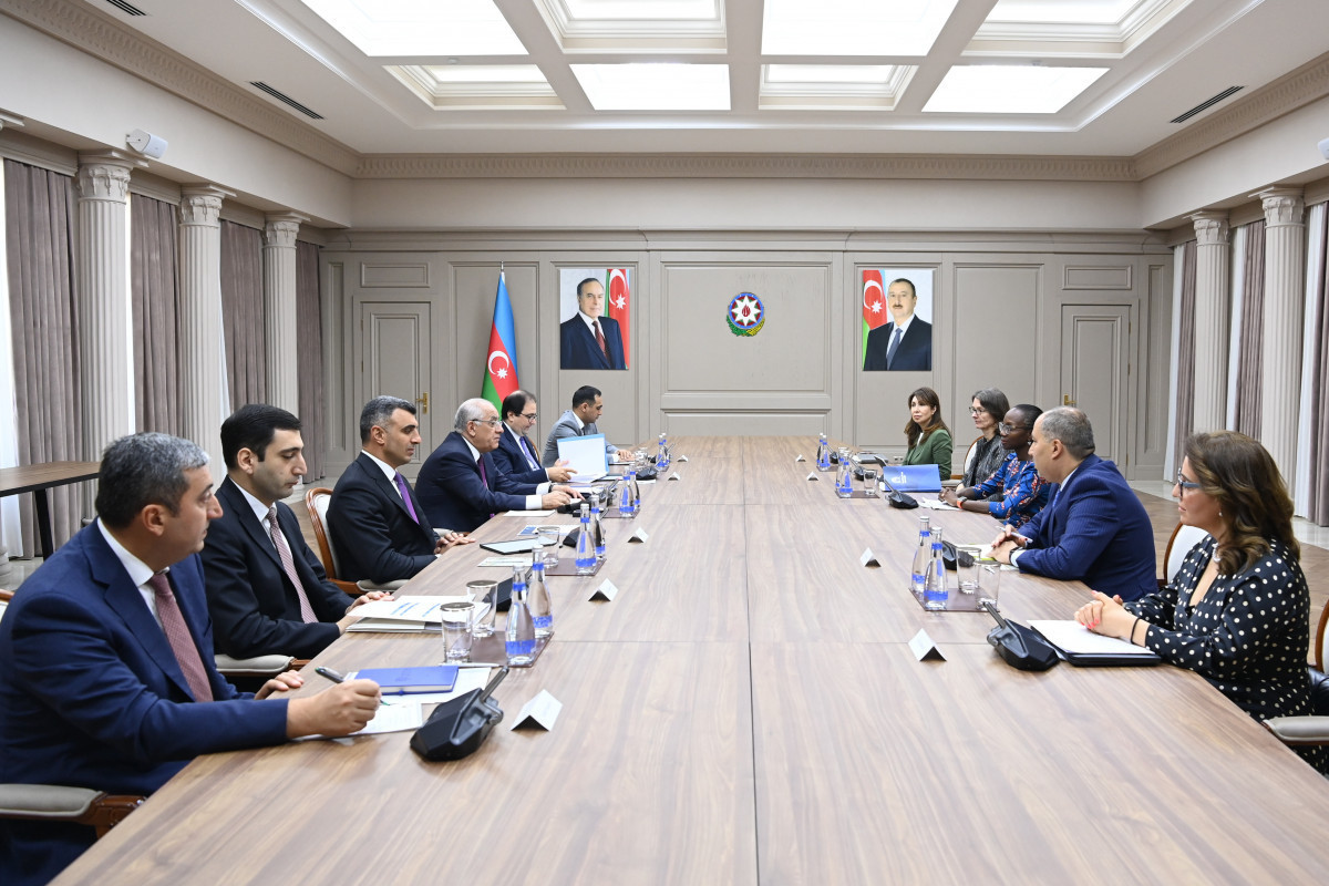 Azerbaijani PM meets with World Bank Regional Director for the South Caucasus
