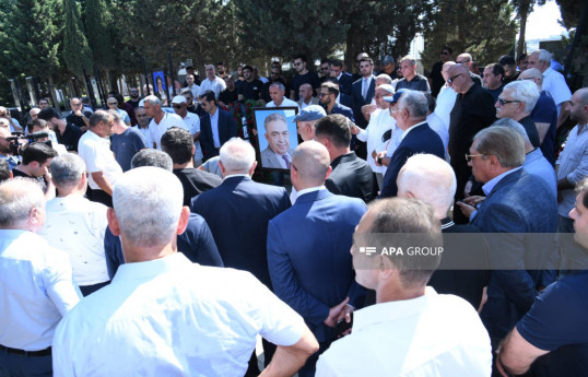 Former head of Apparatus of Azerbaijani Parliament Safa Mirzayev laid to rest in Second Alley of Honor - PHOTO 