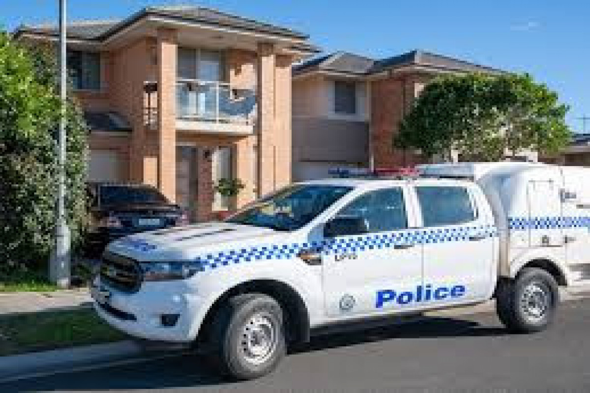 Knife-armed man shot dead by police in Sydney