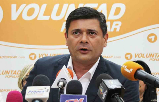 Venezuela opposition leader Freddy Superlano has been detained, party says