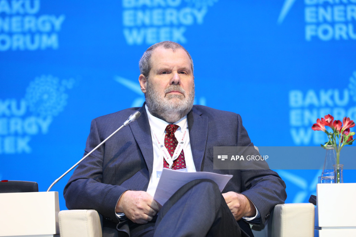 Member of the Advisory Board at GL Group, Gilbert Beuhler