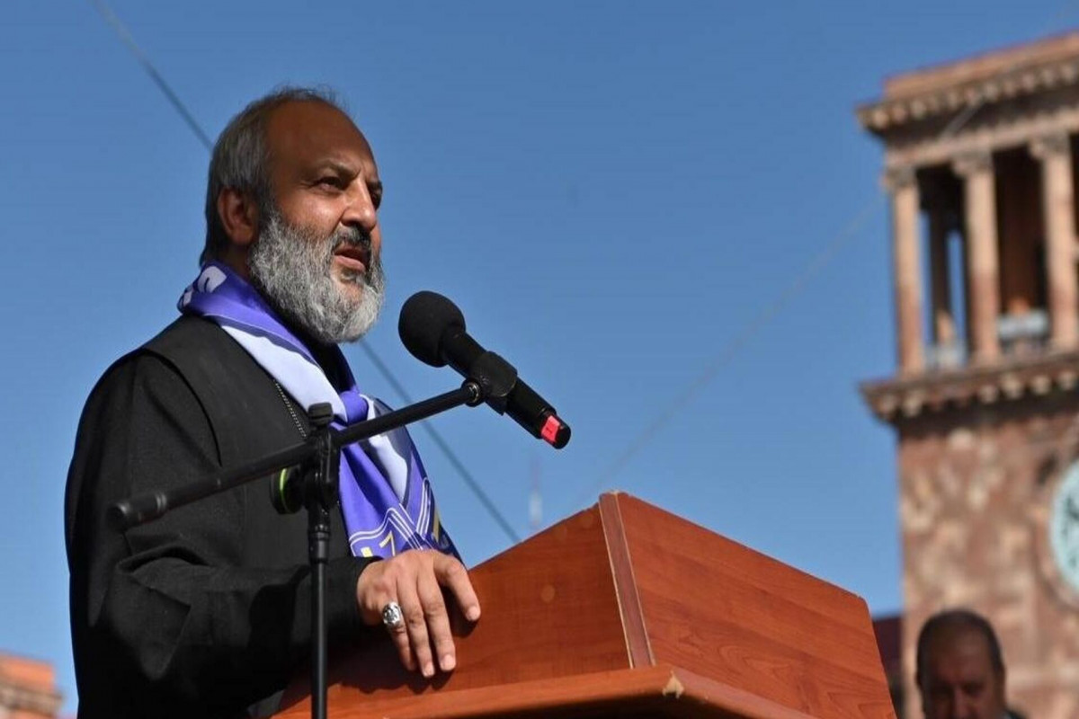 Archbishop Bagrat Galstanian addresses supporters near Armenian parliament building