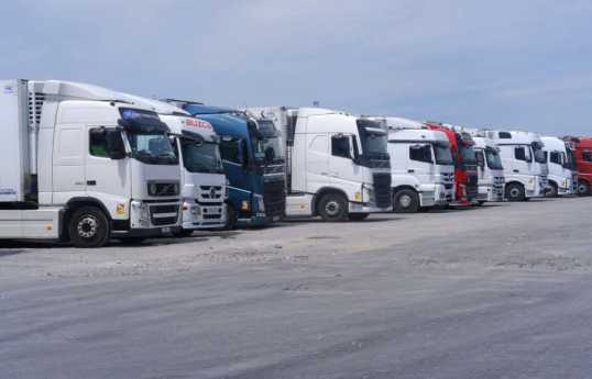More than 2,000 trucks waiting to cross into Gaza: EU