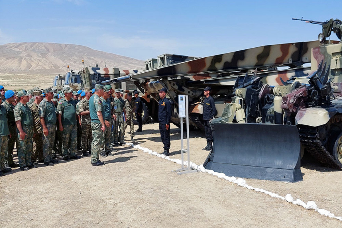 Chief of General Staff of Azerbaijan Army watches tactical-special exercise of engineering units -VIDEO 