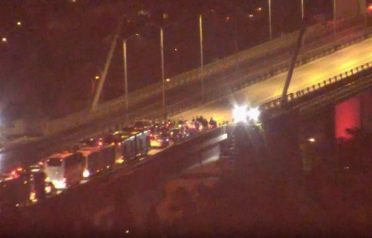 15 July Martyrs Bridge of Istanbul closed, numerous police sent to area
