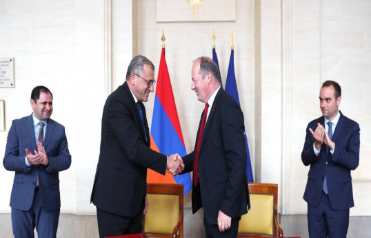 Armenian Defense Ministry, French company sign military-technical cooperation agreement
