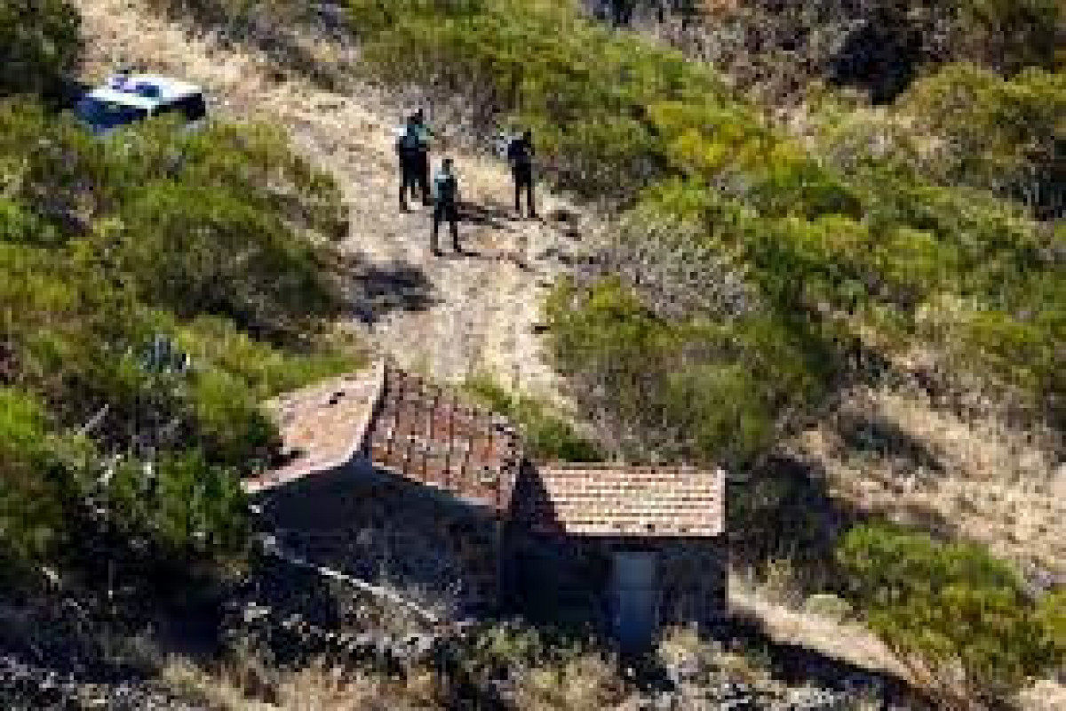 Spanish rescue teams search for missing British teenager in Tenerife ravine