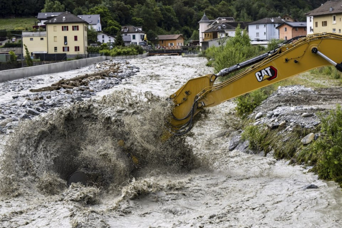 Heavy rains trigger floods and landslides in Switzerland