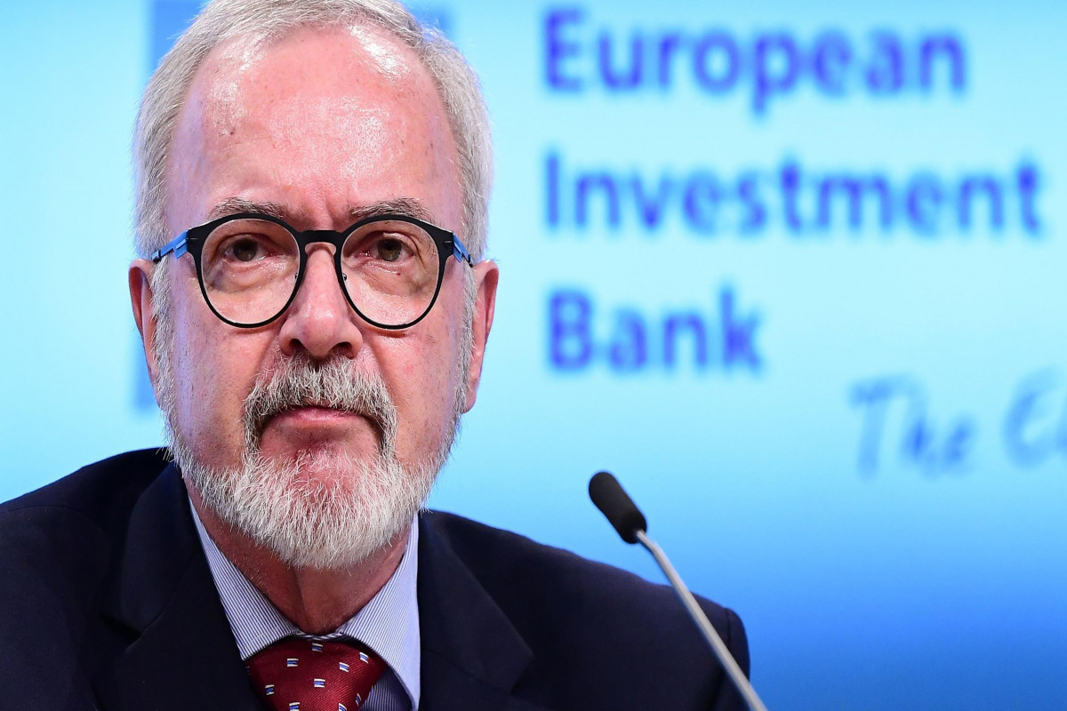 EU prosecutors launch bombshell corruption probe into former European  Investment Bank chief