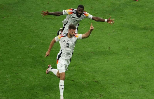 Germany gets late goal to draw 1-1 with Switzerland to finish top of Euro 2024 group