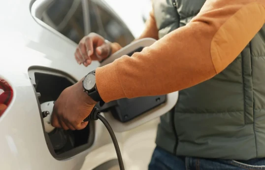 China and EU to hold talks on electric car tariffs