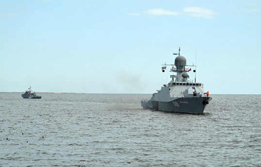 Warships of Russia’s Caspian Flotilla pay a friendly visit to Baku-PHOTO 