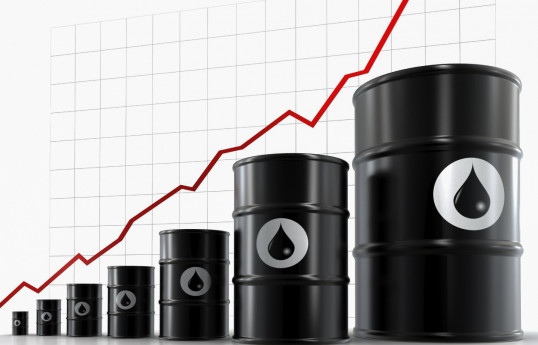 Oil prices slightly rise in world markets