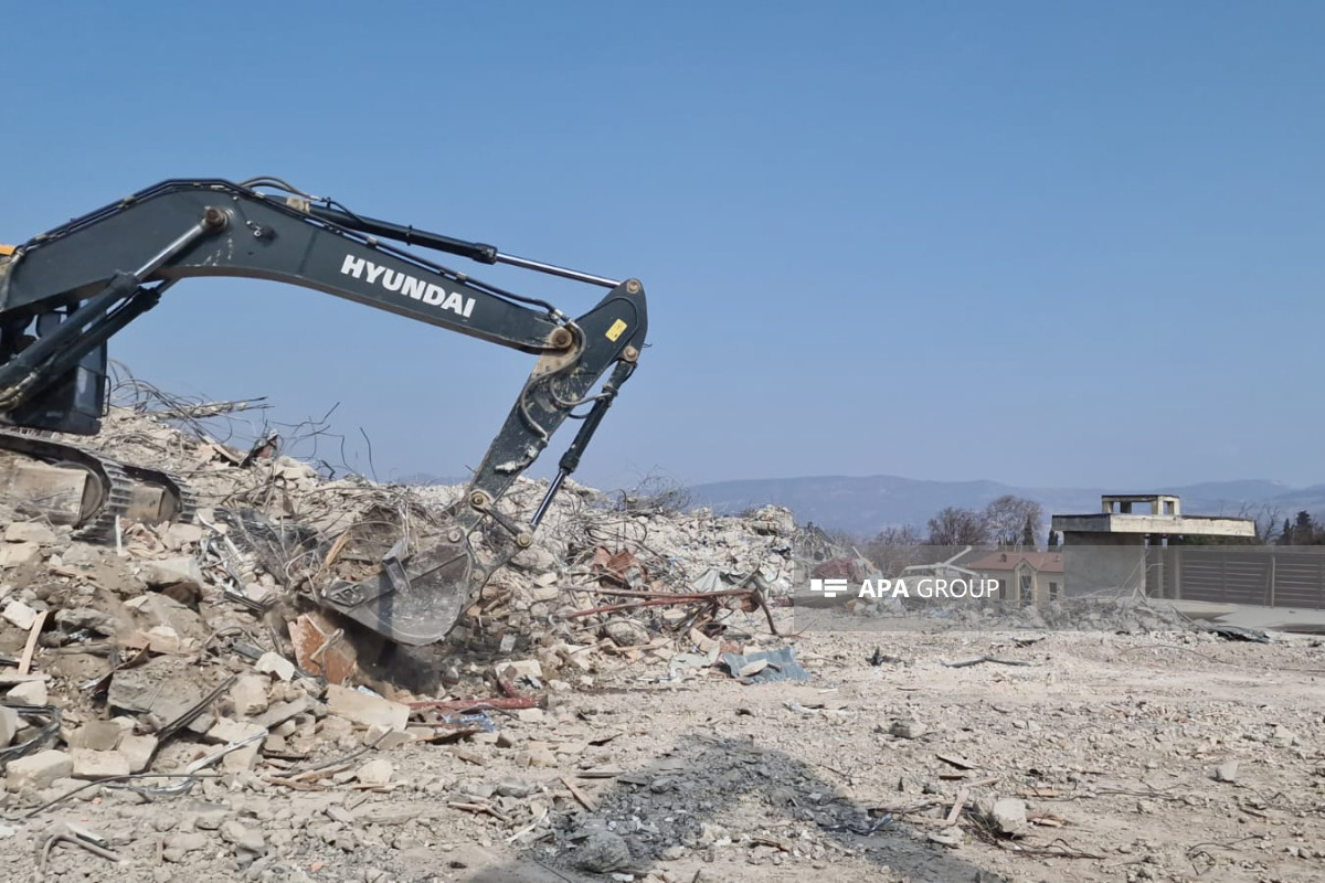 Azerbaijan disassembles illegal buildings of so-called "parliament" and "Warriors who liberated Artsakh" union in Khankandi -PHOTO -VIDEO 