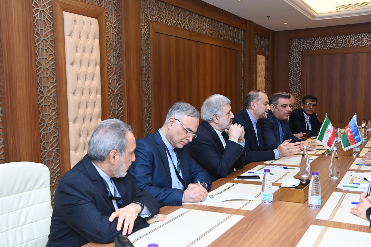 Azerbaijani FM discusses restoration of Azerbaijani Embassy to Iran with Iranian counterpart-PHOTO -UPDATED 