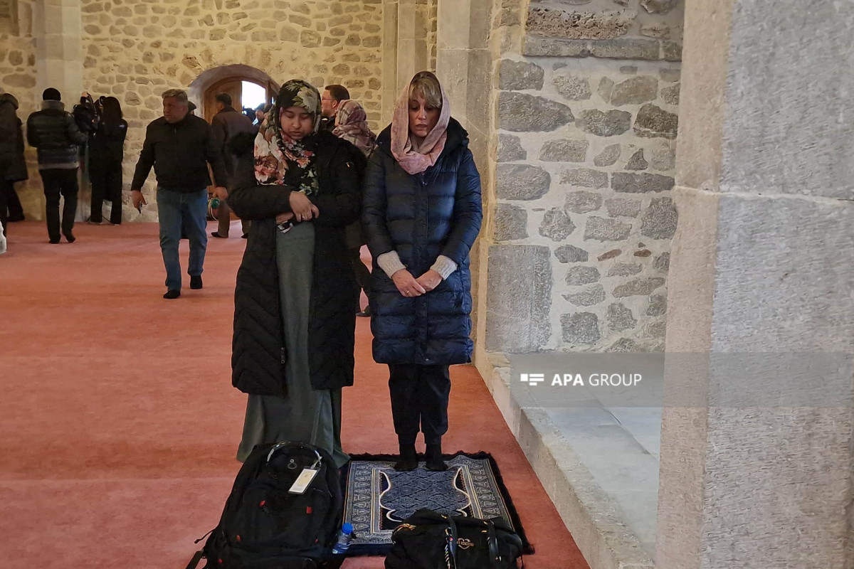 Participants of the international conference on Tackling Islamophobia visited the Upper Govhar Agha Mosque in Shusha-PHOTO -VIDEO 