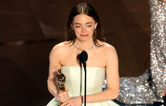 Emma Stone awarded as best lead actress at Oscars 2024