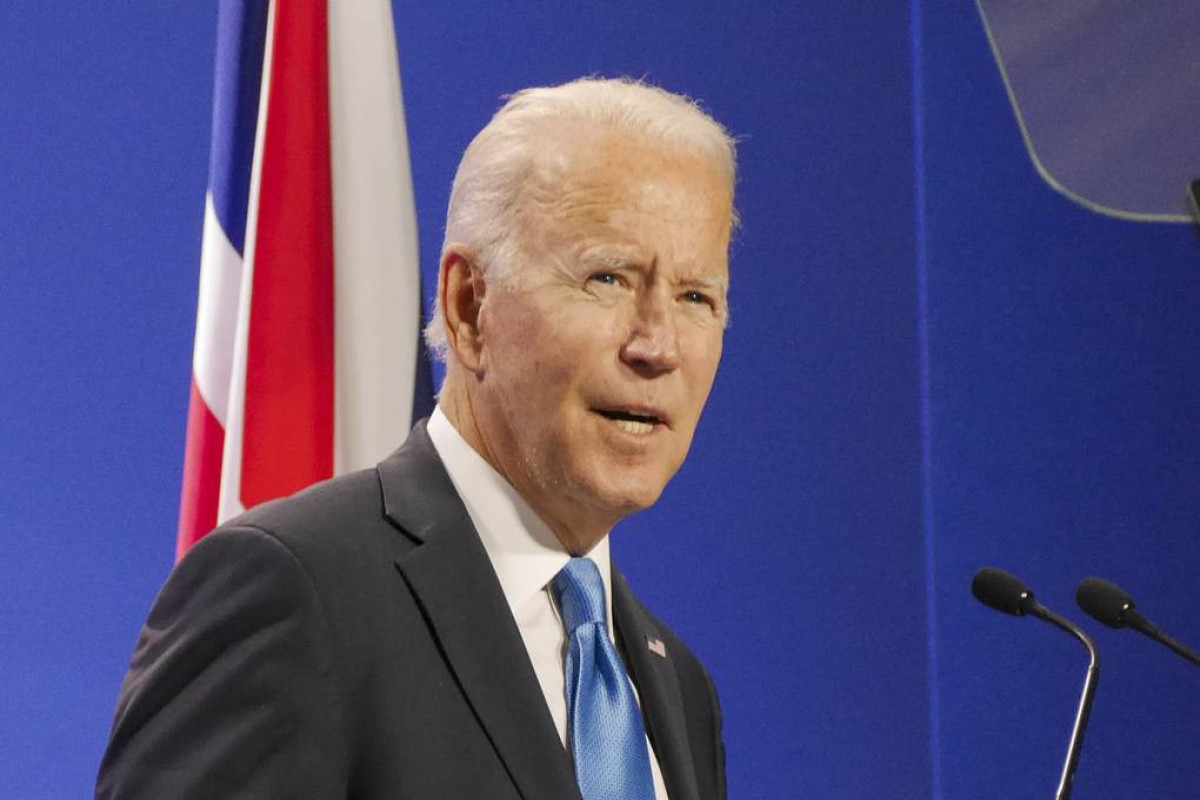 Biden calls new aid package for Ukraine insufficient