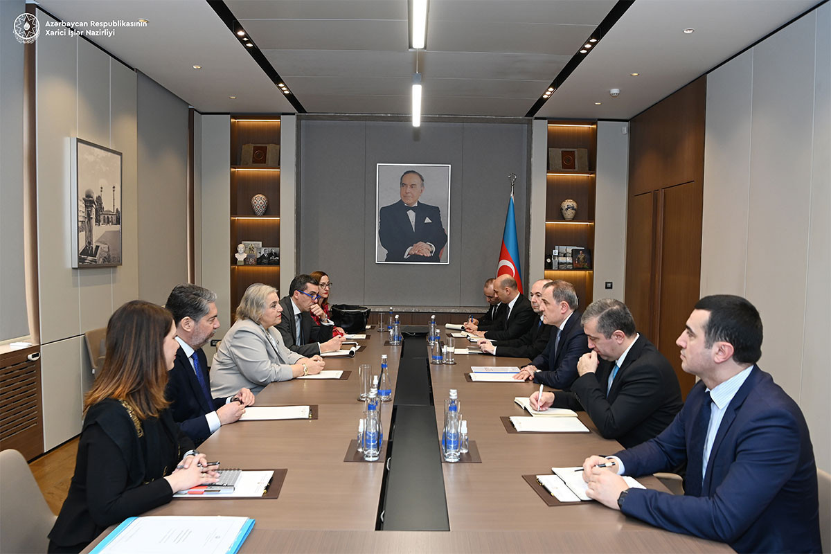 Azerbaijani FM receives Greek Deputy Foreign Minister