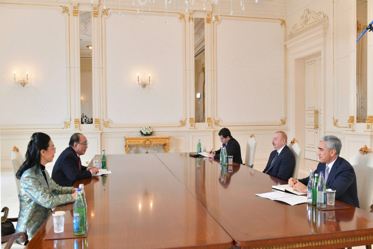 Azerbaijani President receives China