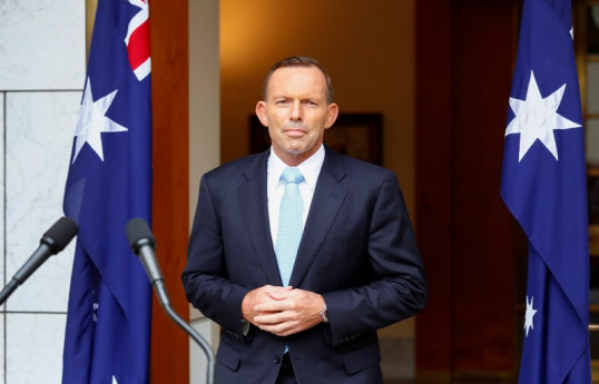 General Motors' executive vice president for software and services Mike Abbott to step down