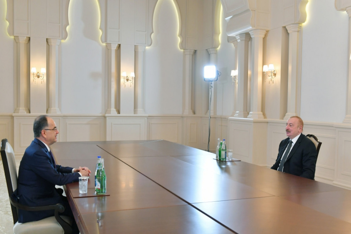 Azerbaijani President meets with his Albanian counterpart -UPDATED 