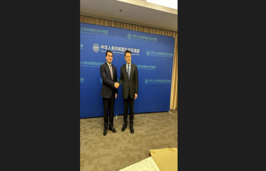 Assistant to President of Azerbaijan met with Vice Minister of Ecology and Environment of China