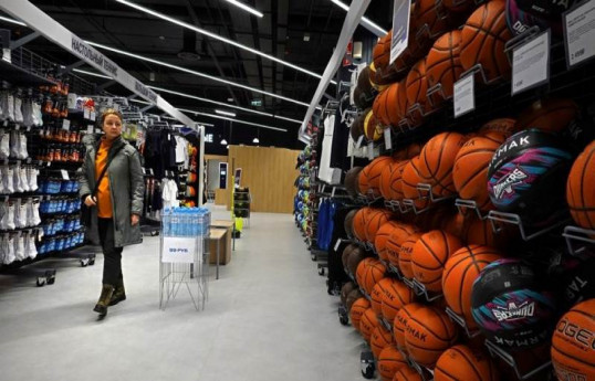 St. Petersburg's London mall evacuated