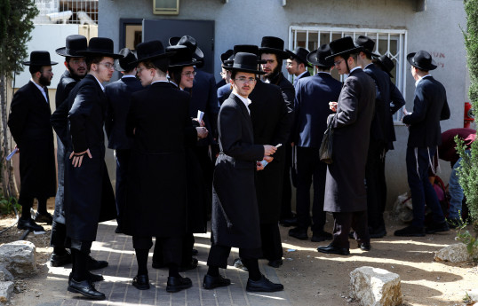 Netanyahu asks Israeli court to defer deadline on conscription controversy