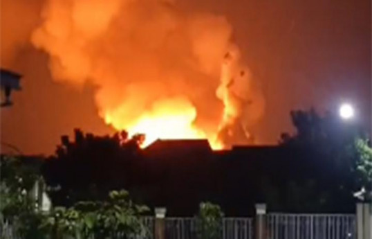 Explosion hits Indonesia's military complex near Jakarta