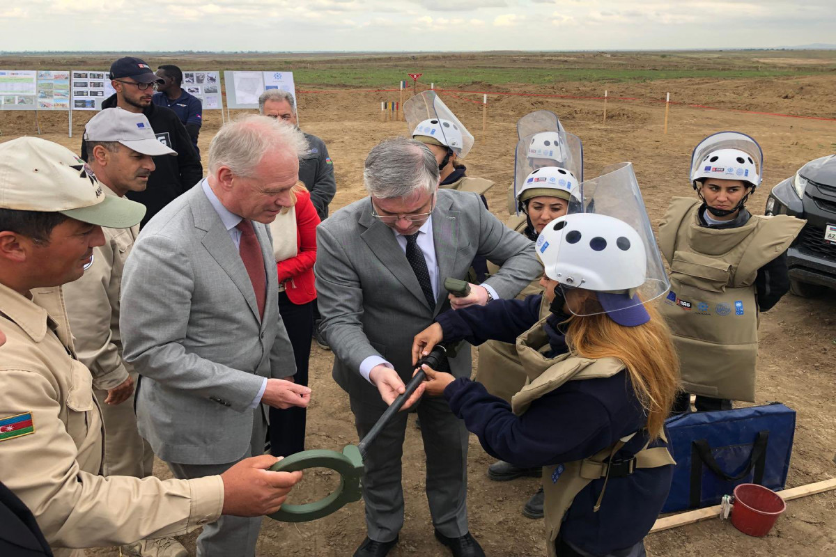 EC's Gert Jan Koopman got acquainted with demining process in Azerbaijan's Aghdam-PHOTO 