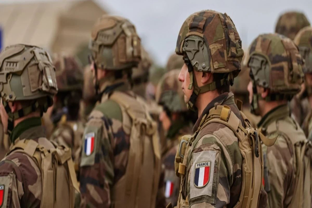 France sends combat troops to Ukraine battlefront