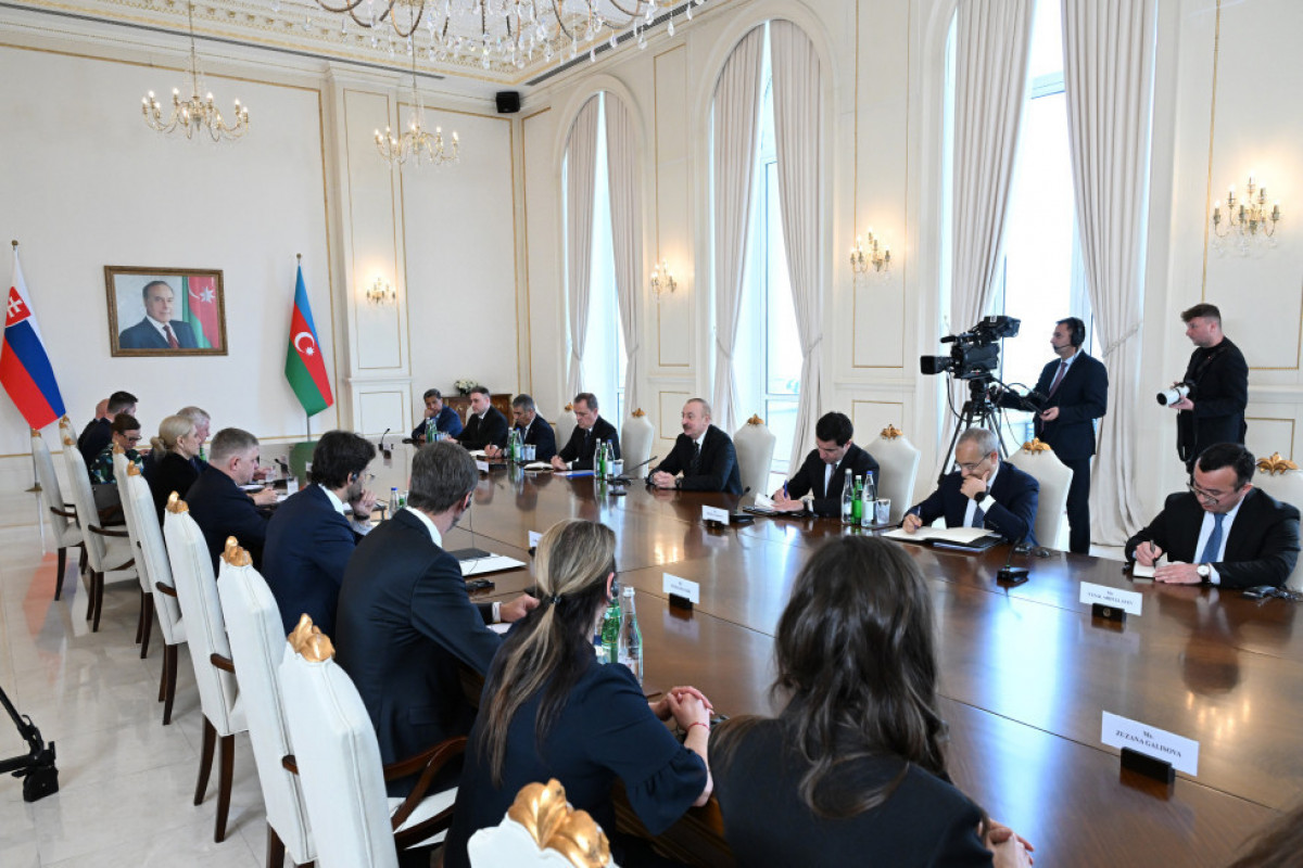 President Ilham Aliyev held expanded meeting with Prime Minister of Slovakia -UPDATED-1 