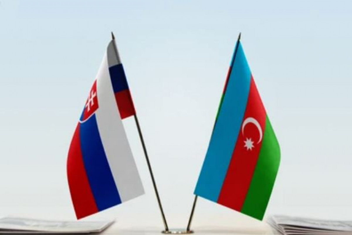Azerbaijan, Slovakia ink documents