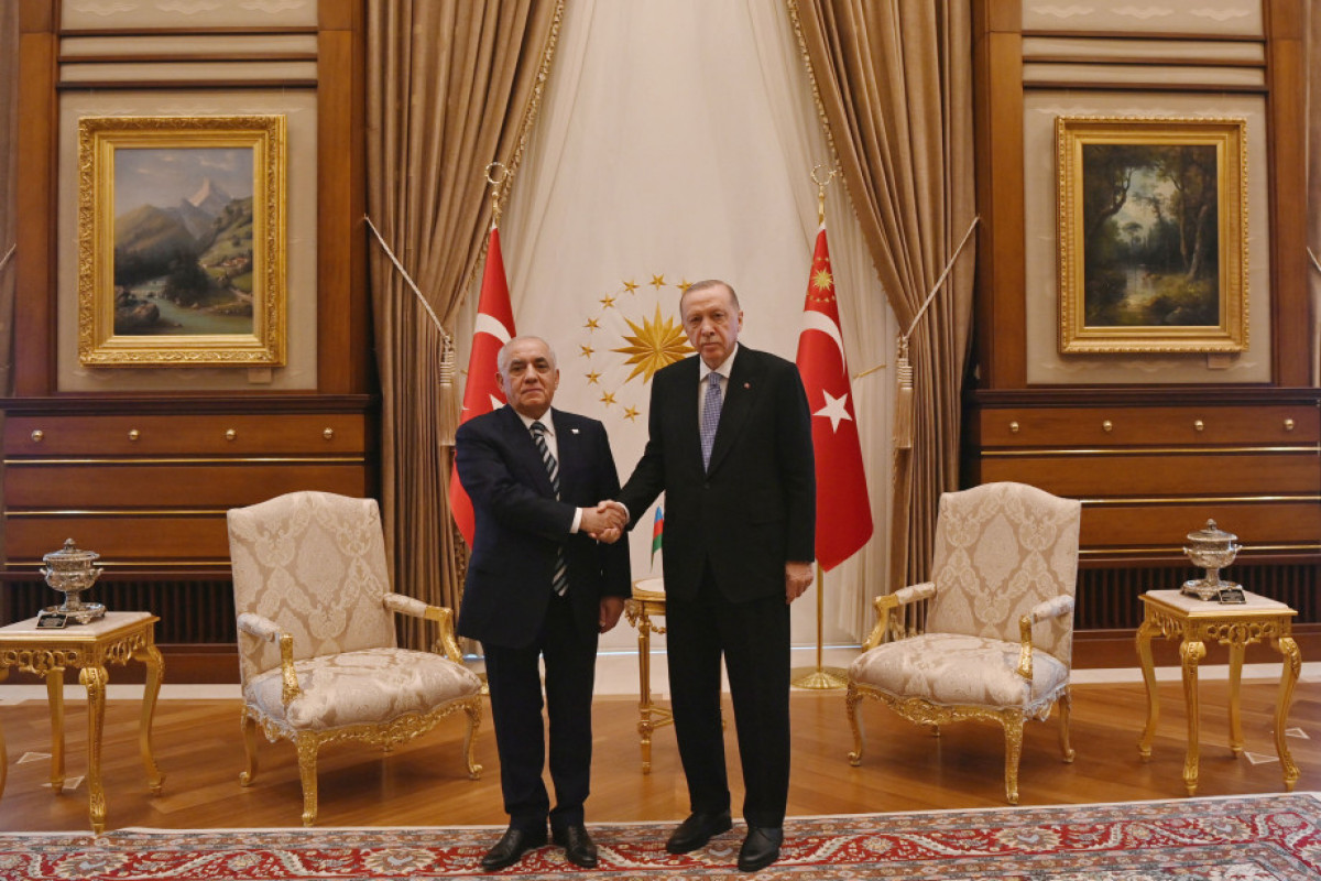Azerbaijani President Ilham Aliyev sends a letter of invitation to COP29 to Turkish President -UPDATED 