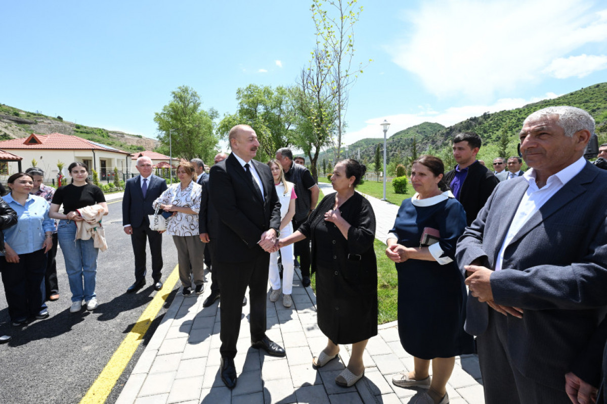 President Ilham Aliyev met with residents who had relocated to Sus village in Lachin district-UPDATED 