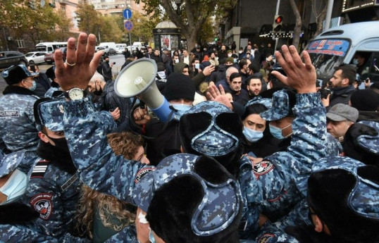 Armenian police detains 151 protesters in Yerevan -UPDATED-2 